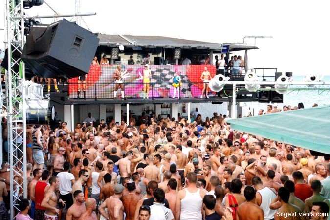 2010-beach-party-atlantida-2