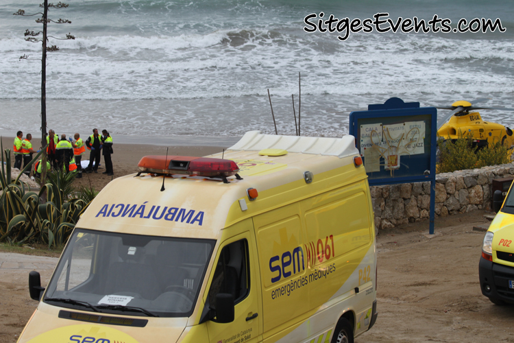 Blamins Sitges Beach Helicopter Rescue