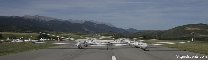 Aeropuerto de Sabadell – Glider & Plane Flights