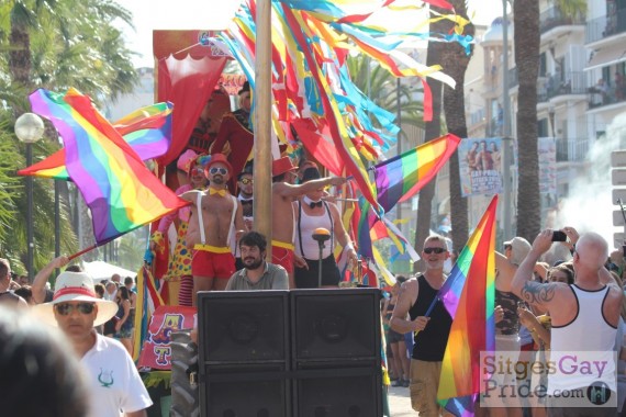 sitges-gay-pride-parade-150