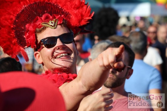 sitges-gay-pride-parade-300